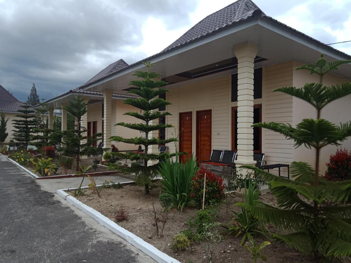 Noah Hotel Silangit Siborongborong Luaran gambar