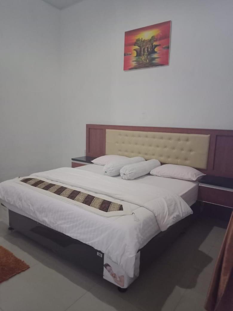 Noah Hotel Silangit Siborongborong Luaran gambar